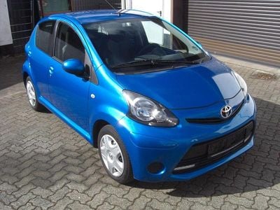 Gebraucht Toyota Aygo Cool 68 PS (50 kW) 2012 Blau Kleinwagen