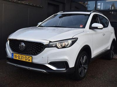 Weiß Gebraucht 2021 MG ZS Luxury Limousine | 7.805 €