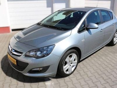 Usata Opel Astra Style 120 CV (88 kW) 2014 Argento Berlina