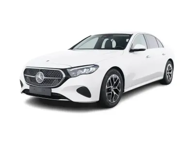 Gebraucht Mercedes E220 Avantgarde 197 PS (144 kW) 2025 Andere Limousine
