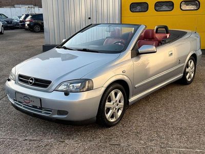 Silber Gebraucht 2001 Opel Astra Cabriolet Sport Cabrio | 7.900 €