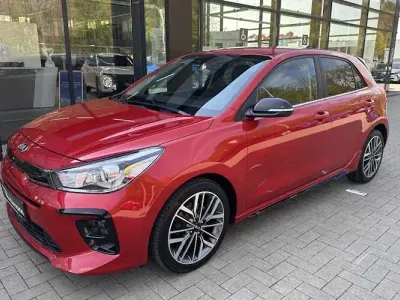Gebraucht Kia Rio GT-Line 120 PS (88 kW) 2021 Rot Limousine