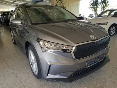 Gebraucht Skoda Enyaq iV Loft 108 kW (148 PS) 2023 Grau (metallic) SUV