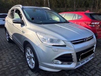 Gebraucht Ford Kuga Individual 180 PS (132 kW) 2016 Silber SUV