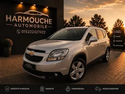 Gebraucht Chevrolet Orlando LTZ 141 PS (103 kW) 2011 Silber Van / Kleinbus