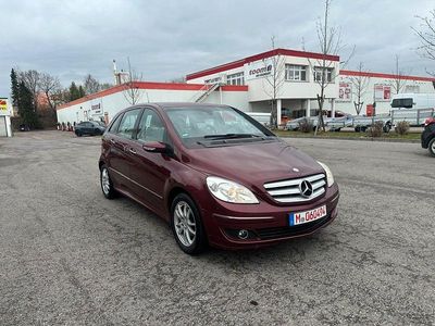 Gebraucht Mercedes B170 116 PS (85 kW) 2006 Rot Van / Kleinbus