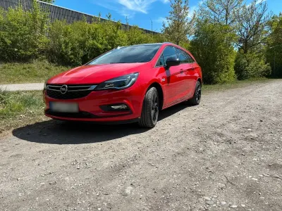 Używany Opel Astra 150 KM (110 kW) 2018 Czerwony Kombi