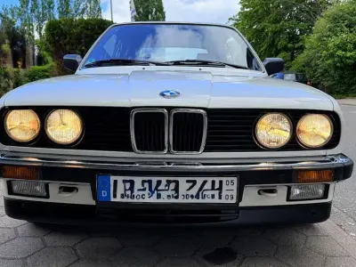 Gebraucht BMW 325 Cabriolet Sport Line 171 PS (125 kW) 1987 Weiß Cabrio