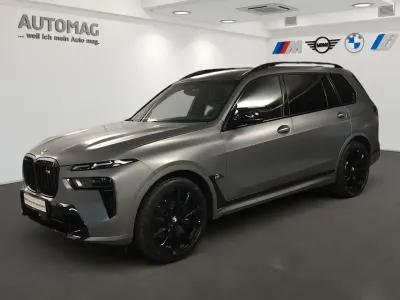 Gebraucht BMW X7 M Sport 530 PS (389 kW) 2023 Bmw individual frozen pure gre SUV