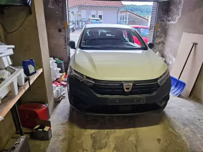 Gebraucht Dacia Sandero 67 PS (49 kW) 2021 Weiß Kleinwagen