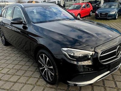Ung. schwarz unilack Gebraucht 2021 Mercedes E300 Kombi | 28.500 € (Fairer Preis)