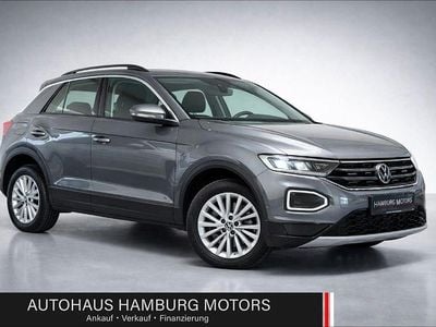 Second-hand VW T-Roc Life 150 CP (110 kW) 2023 Gri SUV