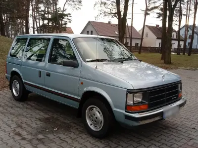 Gebraucht Chrysler Voyager 98 PS (72 kW) 1990 Blau Van / Kleinbus