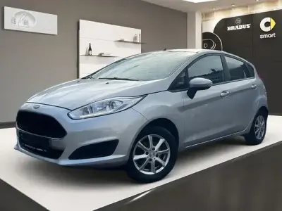 Gebraucht Ford Fiesta Trend 82 PS (60 kW) 2017 Silber Kleinwagen