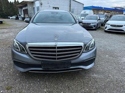 Grau Gebraucht 2018 Mercedes E200 Limousine | 26.600 € (Fairer Preis)