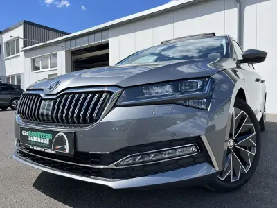Gebraucht Skoda Superb LAURIN & KLEMENT 200 PS (147 kW) 2023 Graphite grau Kombi