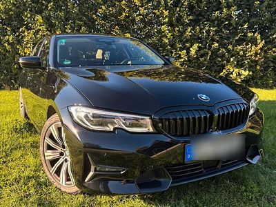 Schwarz Gebraucht 2020 BMW 320 Limousine | 29.500 € (Teuer)