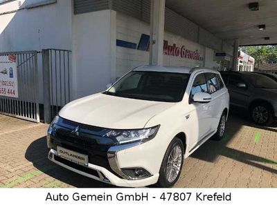 Gebraucht Mitsubishi Outlander P-HEV Basis 135 PS (99 kW) 2021 Weiß SUV