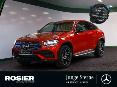 Gebraucht Mercedes GLC300e AMG 211 PS (155 kW) 2021 Rot SUV
