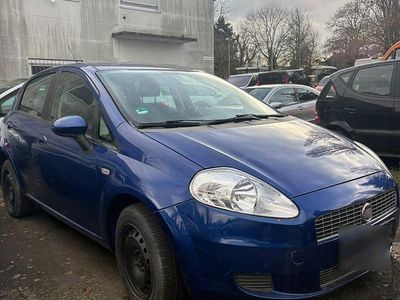 Gebraucht Fiat Punto 70 PS (51 kW) 2008 Blau Kleinwagen