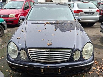 Mercedes E270