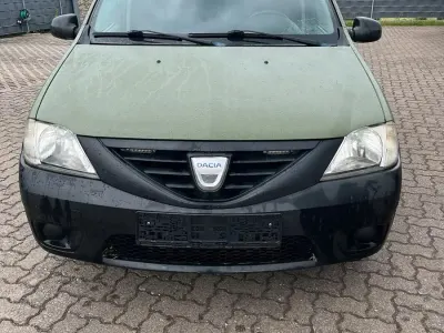 Gebraucht Dacia Logan Pick-Up 86 PS (63 kW) 2010 Grün Pickup