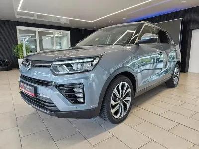 Gebraucht SsangYong Tivoli Sapphire 163 PS (119 kW) 2020 Grau SUV