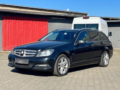 Usata Mercedes C220 Avantgarde 170 CV (125 kW) 2011 Nero Berlina