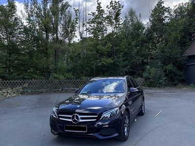 Schwarz Gebraucht 2015 Mercedes C220 Kombi | 16.500 € (Fairer Preis)