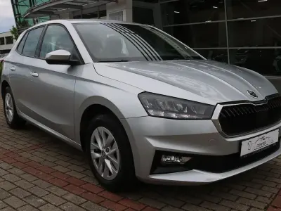 Gebraucht Skoda Fabia Ambition 80 PS (58 kW) 2023 Silber Kleinwagen