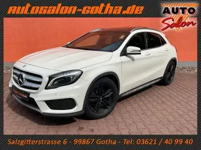 Usata Mercedes GLA200 StreetStyle 156 CV (114 kW) 2015 Bianco SUV
