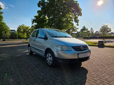 Używany VW Fox 2005 Szary Hatchback