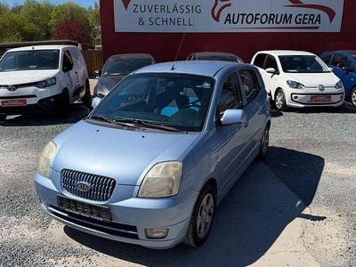 Usata Kia Picanto 65 CV (47 kW) 2004 Blu Utilitaria