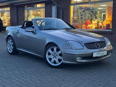 Gebraucht Mercedes SLK230 197 PS (144 kW) 2003 Braun Cabrio