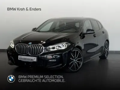 Gebraucht BMW 120 M Sport 190 PS (139 kW) 2022 Black sapphire metallic (schwarz) Kleinwagen