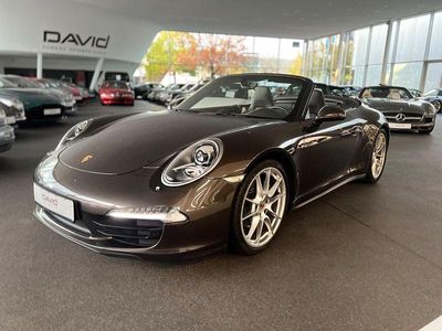Porsche 911 Carrera 4 Cabriolet