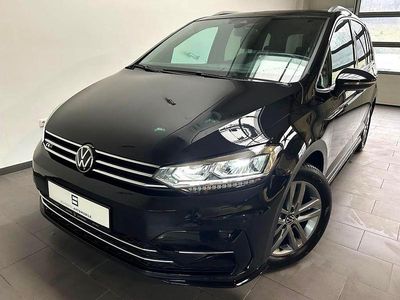 Deep black perleffekt Gebraucht 2023 VW Touran Highline Van / Kleinbus | 37.987 € (Teuer)