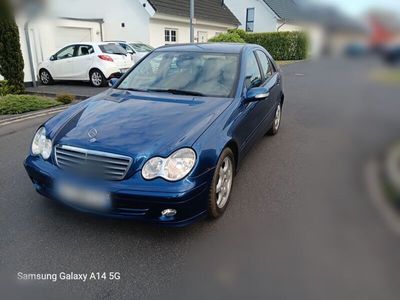 Mercedes C200