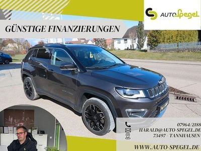 Gebraucht Jeep Compass Limited 140 PS (102 kW) 2017 Grau SUV