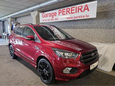 Rot Gebraucht 2017 Ford Kuga ST-Line SUV | 16.900 € (Teuer)