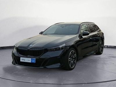 Gebraucht BMW 520 M Sport 197 PS (144 kW) 2025 Schwarz Kombi