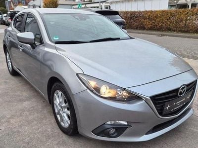 Grau Gebraucht 2014 Mazda 3 Center-Line Limousine | 7.990 € (Fairer Preis)