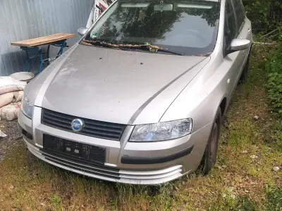 Brugt Fiat Stilo 103 HK (75 kW) 2004 Sølv Sedan