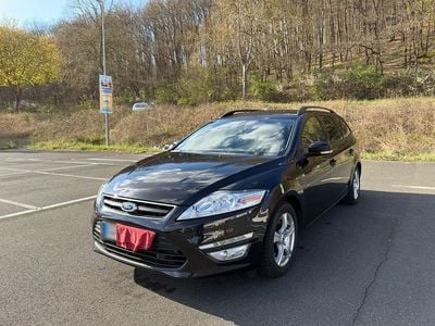 Gebraucht Ford Mondeo Champions Edition 140 PS (102 kW) 2012 Schwarz Kombi
