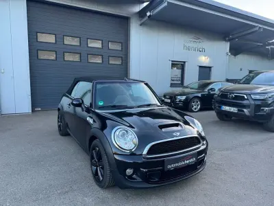 Usata Mini Cooper SD Cabriolet 143 CV (105 kW) 2012 Nero Cabrio