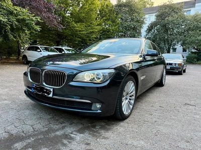 BMW 730