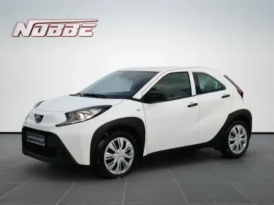 Gebraucht Toyota Aygo X Basis 72 PS (52 kW) 2023 Weiß SUV