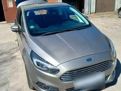 Gebraucht Ford S-MAX S 179 PS (131 kW) 2017 Silber Van / Kleinbus