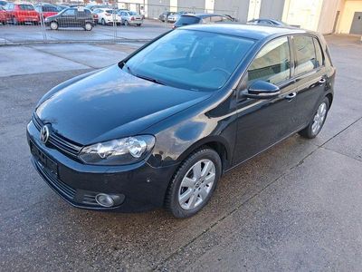 Gebraucht VW Golf VI Team 105 PS (77 kW) 2010 Schwarz Kleinwagen