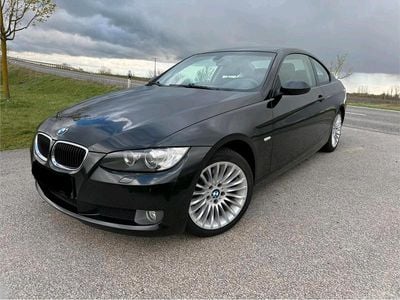 Gebraucht BMW 320 170 PS (125 kW) 2008 Schwarz Coupé